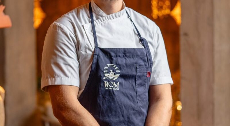 Prato gourmet de frutos do mar apresentado no NOM Frutos do Mar, restaurante do Chef Thales Romão