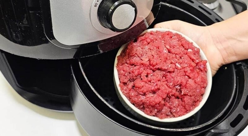 Bolinhas de carne moída suculenta preparadas na airfryer