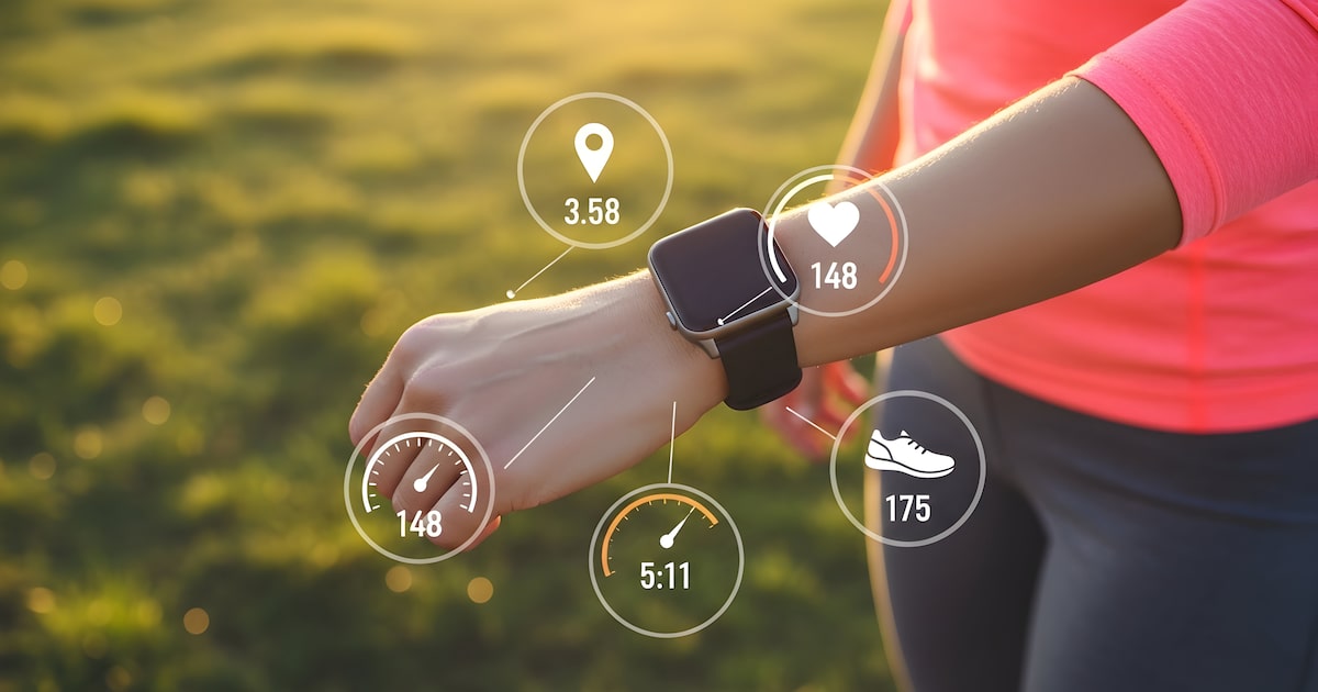 Imagem ilustrativa de um smartwatch exibindo dados de saúde